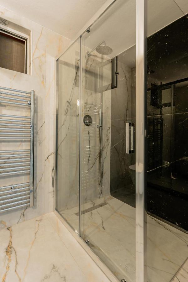 Dafni Villa A Place To Visit Orne エクステリア 写真